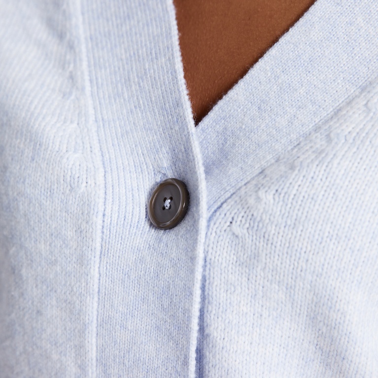 Fitted cardigan "Sabrina" Light blue